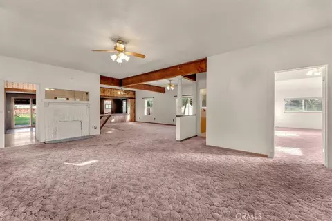 Living - 550 Bayles Ave, Red Bluff, CA 96080 photo 4 of 10