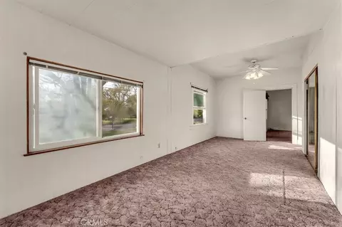 Bedroom - 550 Bayles Ave, Red Bluff, CA 96080 photo 3 of 5