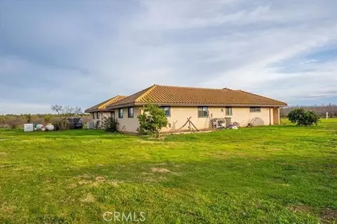 Exterior - 21550 Leaf Ave, Corning, CA 96021 photo 11 of 13