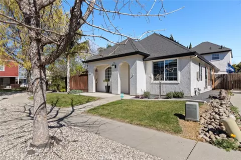 1813 Devonshire, Chico, CA 95928