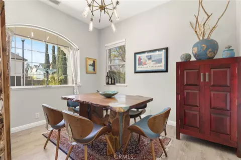 Dining - 1813 Devonshire, Chico, CA 95928 photo 2 of 2