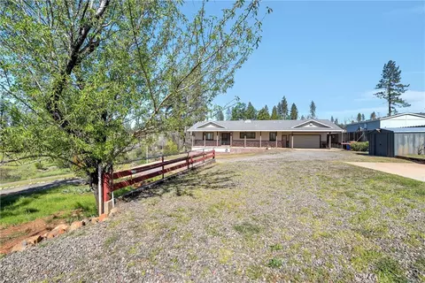 5586 Travis, Paradise, CA 95969