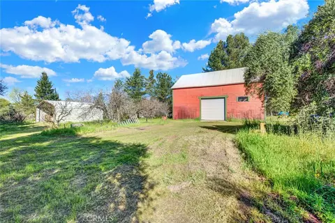 Exterior - 3829 Gardiner Ferry Rd, Corning, CA 96021 photo 5 of 9