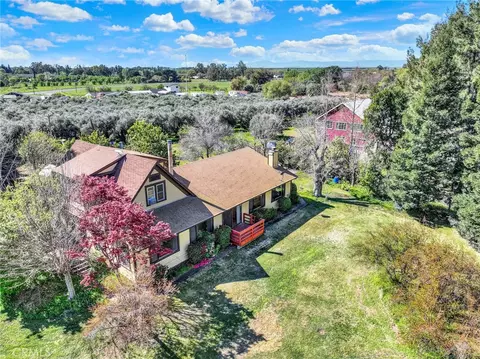 View/Area - 3829 Gardiner Ferry Rd, Corning, CA 96021 photo 5 of 8