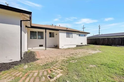 Exterior - 1984 16th St, Olivehurst, CA 95961 photo 4 of 9