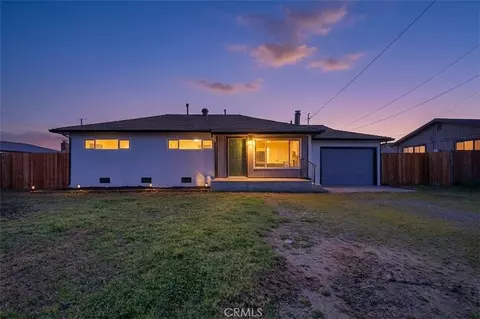 1984 16th St, Olivehurst, CA 95961