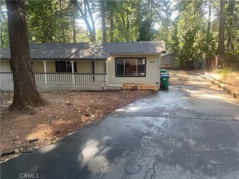 14617 Carnegie Rd, Magalia, CA 95954
