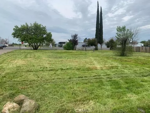 617 Solano St, Corning, CA 96021 photo 2