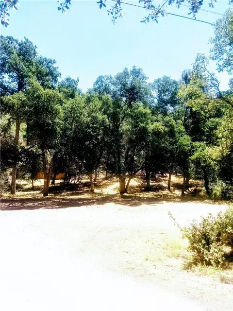 5947 Armijo Ave, Clearlake, CA 95422