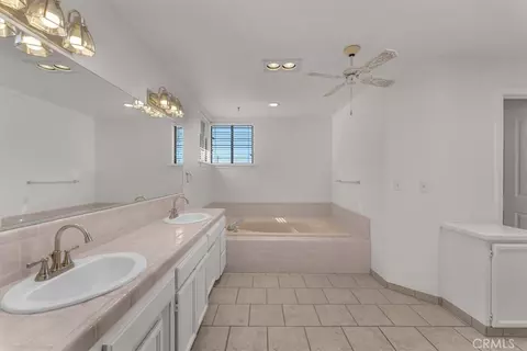 Bath - 24840 South, Corning, CA 96021 photo 1 of 6