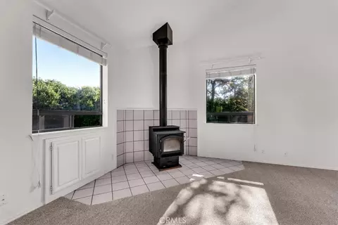 Living - 24840 South, Corning, CA 96021 photo 2 of 7