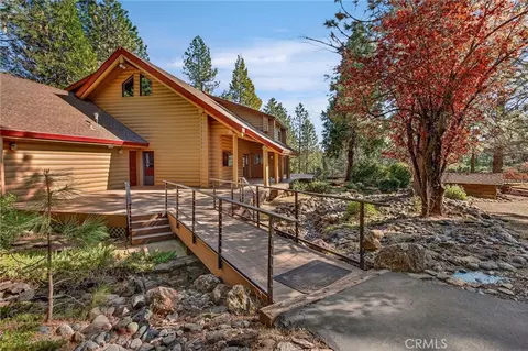 15756 Fitzgerald Ct, Forest Ranch, CA 95942