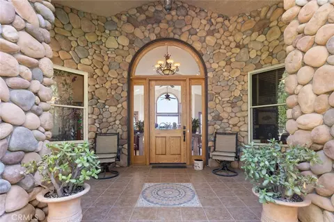 Entry Way - 5005 Schott Rd, Forest Ranch, CA 95942 photo 1 of 2