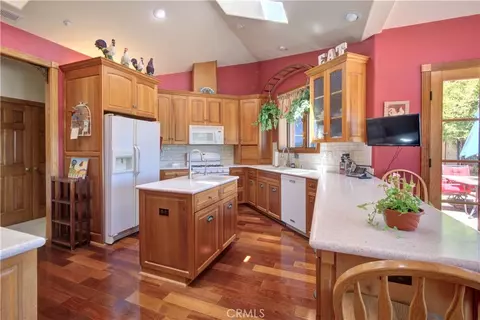 Kitchen - 5005 Schott Rd, Forest Ranch, CA 95942 photo 2 of 2