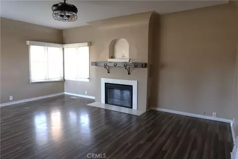 Living - 409 4th St, Corning, CA 96021 photo 5 of 7