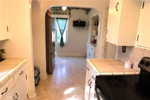 Kitchen - 409 4th St, Corning, CA 96021 photo 6 of 6