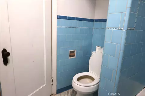 Bath - 409 4th St, Corning, CA 96021 photo 6 of 7