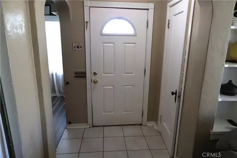 Entry Way - 409 4th St, Corning, CA 96021 photo 1 of 3