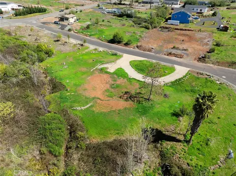 5635 Glen Dr, Paradise, CA 95969