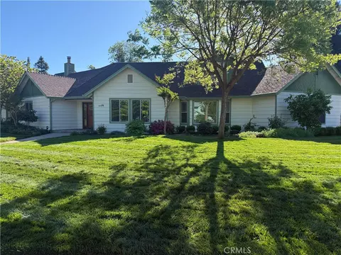 736 Leafcrest Dr, Chico, CA 95926