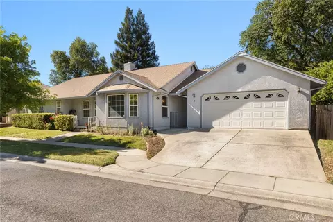 2 Summerwood Ct, Chico, CA 95926