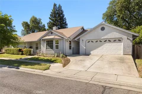 2 Summerwood Ct, Chico, CA 95926