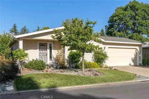 2050 Springfield Dr #215, Chico, CA 95928