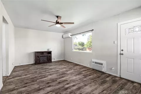 Living - 312 W Cedar St, Willows, CA 95988 photo 2 of 2