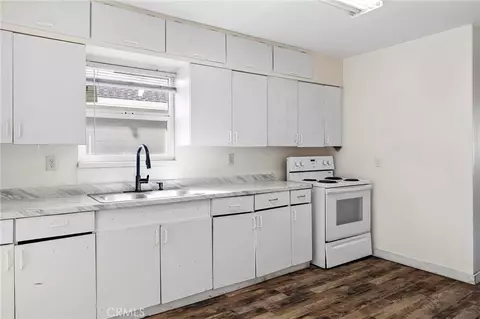 Kitchen - 312 W Cedar St, Willows, CA 95988 photo 1 of 1
