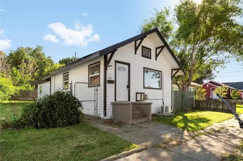 Exterior - 312 W Cedar St, Willows, CA 95988 photo 3 of 8