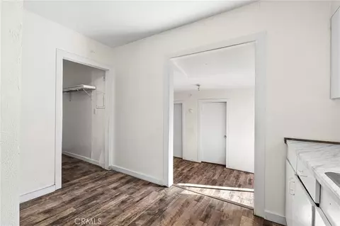 Entry Way - 312 W Cedar St, Willows, CA 95988 photo 2 of 2