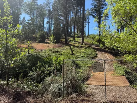 5976 Fickett, Paradise, CA 95969