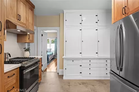 Kitchen - 587 E 3rd, Chico, CA 95928 photo 6 of 11