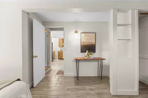 Entry Way - 587 E 3rd, Chico, CA 95928 photo 6 of 8