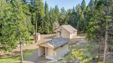 5022 Elderberry, Weed, CA 96094