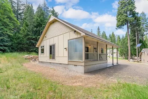 Other - 5022 Elderberry, Weed, CA 96094 photo 10 of 43