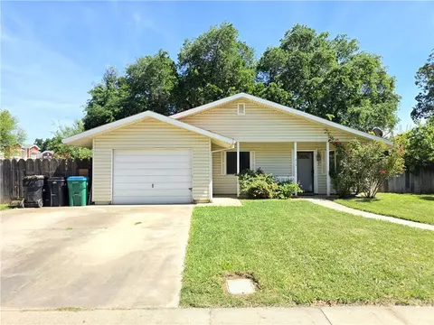 215 Ford Ave, Gridley, CA 95948