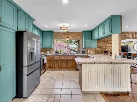 Kitchen - 181 Hanover, Weaverville, CA 96093 photo 1 of 9