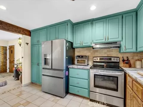 Kitchen - 181 Hanover, Weaverville, CA 96093 photo 7 of 9