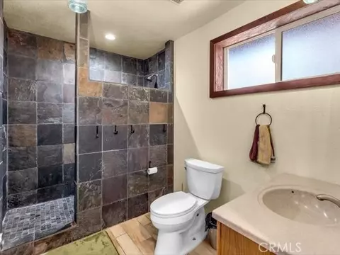 Bath - 181 Hanover, Weaverville, CA 96093 photo 4 of 5