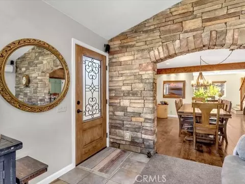 Entry Way - 181 Hanover, Weaverville, CA 96093 photo 9 of 17