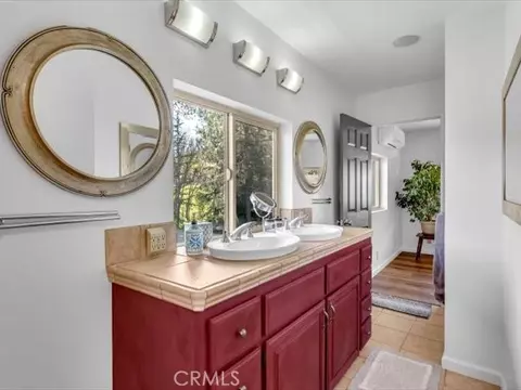 Bath - 181 Hanover, Weaverville, CA 96093 photo 1 of 5