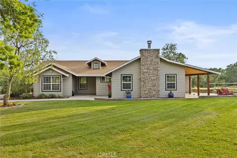 Exterior - 5535 Janine Way, Corning, CA 96021 photo 11 of 17