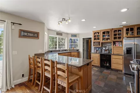 Kitchen - 5535 Janine Way, Corning, CA 96021 photo 6 of 7