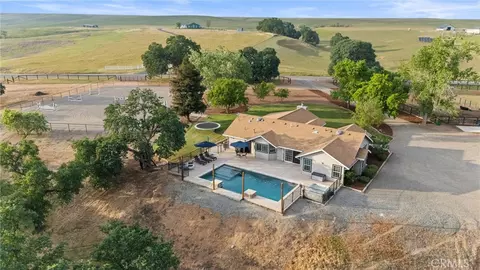 View/Area - 5535 Janine Way, Corning, CA 96021 photo 4 of 5
