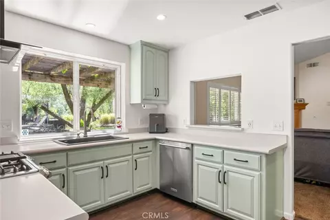 Kitchen - 12138 Centerville, Chico, CA 95928 photo 4 of 4