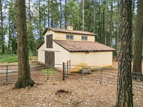 Exterior - 5555 Platt Mtn, Forest Ranch, CA 95942 photo 13 of 15