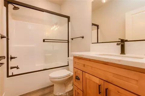 Bath - 5485 S Libby, Paradise, CA 95969 photo 2 of 3