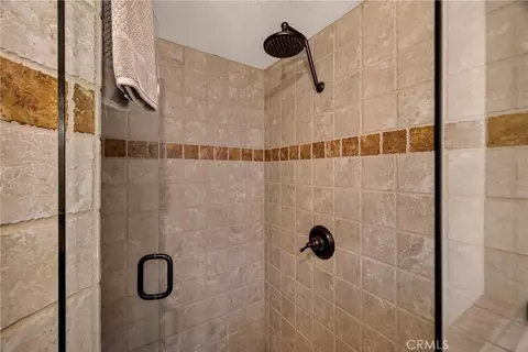 Bath - 578 E 7th St, Chico, CA 95928 photo 2 of 4