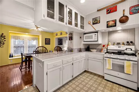 Kitchen - 578 E 7th St, Chico, CA 95928 photo 2 of 3